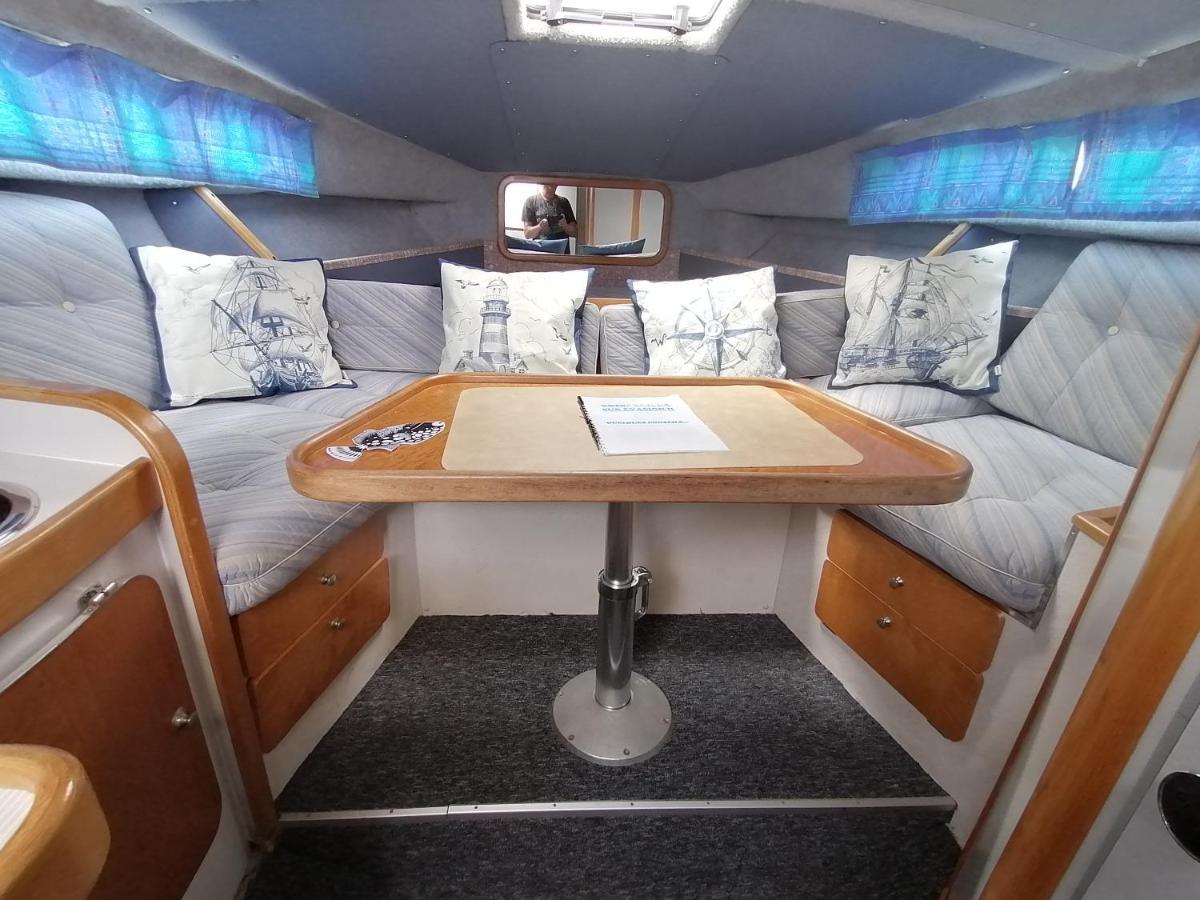 לה רושל Sejour Insolite Sur Un Yacht. Bateau Hotel A Quai. מראה חיצוני תמונה